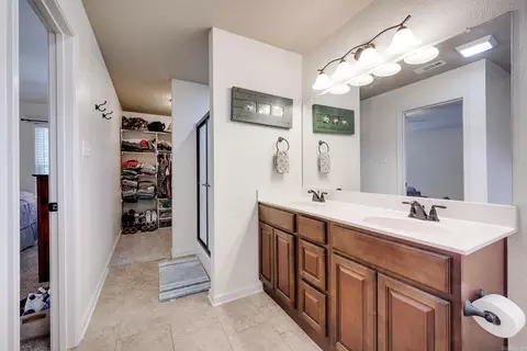 Entry Way - 115 Earnhardt Cir, Cabot, AR 72023 photo 1 of 1