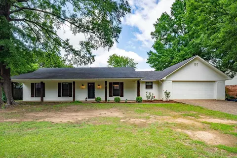 21 Covewood Dr, Conway, AR 72034