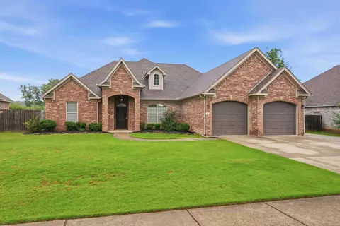 404 Creekside Cv, Bryant, AR 72022