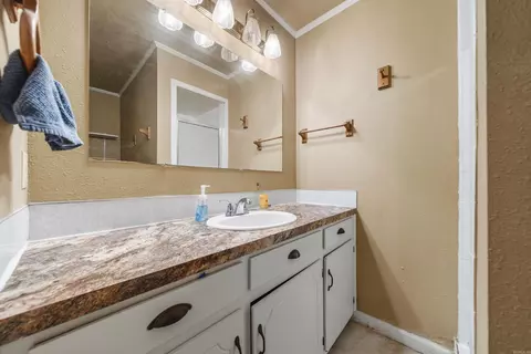 Bath - 1108 E Crayton St, Gurdon, AR 71743 photo 1 of 3