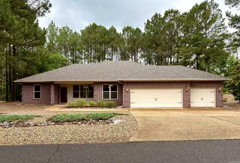 1 Victoria Ln, Hot Springs Village, AR 71909