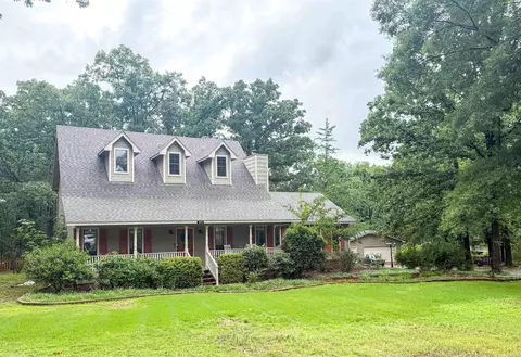 5711 Red Bud Ln, Little Rock, AR 72210