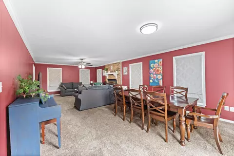 Dining - 40 Rosewood Dr, Beebe, AR 72012 photo 3 of 3