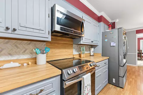 Kitchen - 40 Rosewood Dr, Beebe, AR 72012 photo 4 of 7