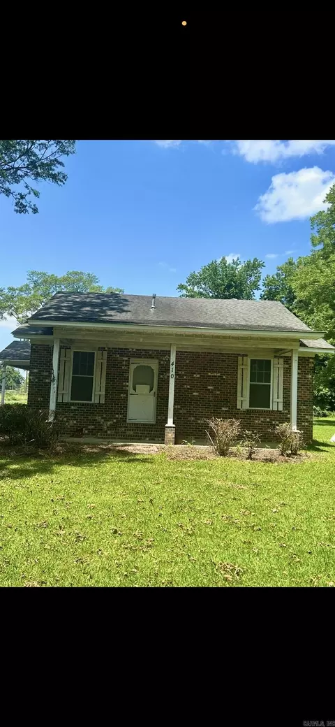 410 S Trotter St, Dermott, AR 71638