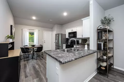Kitchen - 5049 Windflower Cv, Alexander, AR 72002 photo 1 of 4