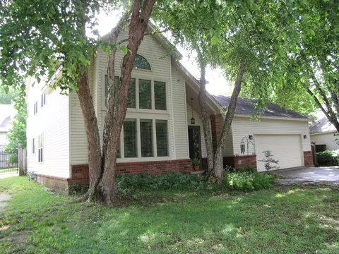 2015 Brookford Dr, Little Rock, AR 72211