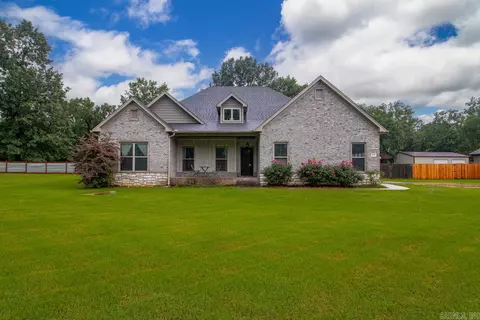 2745 Empy Trl, Conway, AR 72034