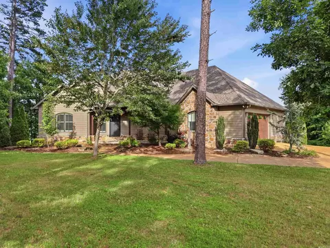 Exterior - 61 The Bluffs Dr, Edgemont, AR 72044 photo 2 of 15