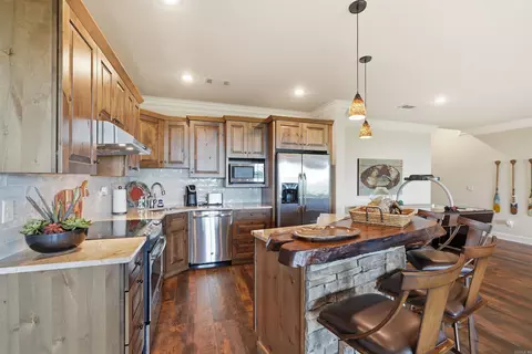 Kitchen - 61 The Bluffs Dr, Edgemont, AR 72044 photo 1 of 2