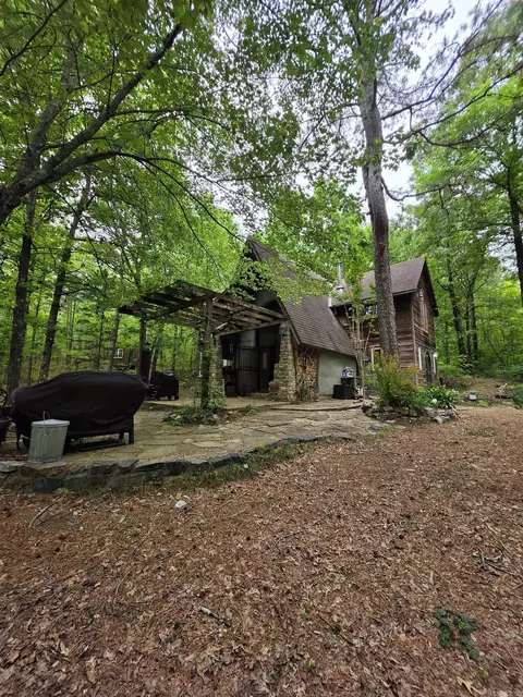4972 Highway 8 E, Mena, AR 71953