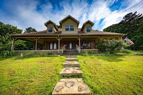 17607 Burlingame Rd, Little Rock, AR 72223