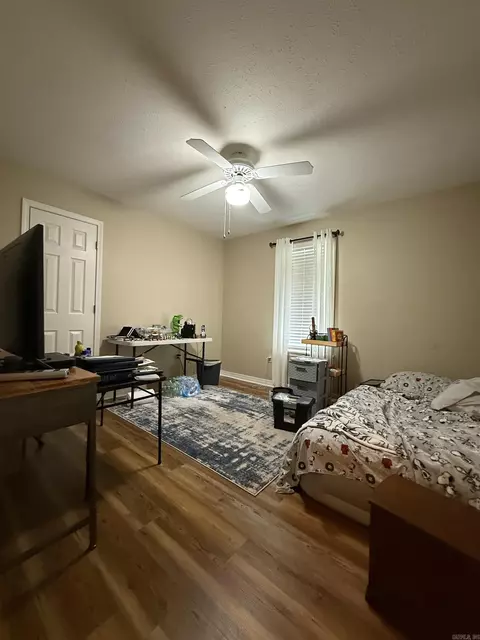 Bedroom - 110 Chippewa, Searcy, AR 72143 photo 4 of 5