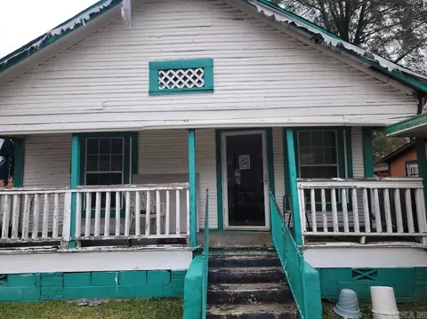 708 Belmont St, Texarkana, AR 71854