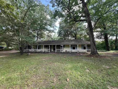 235 Oaklawn Cir, Little Rock, AR 72206