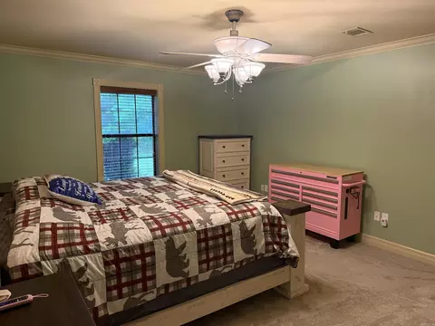 Bedroom - 9421 Jimbert Dr, Pine Bluff, AR 71603 photo 2 of 4