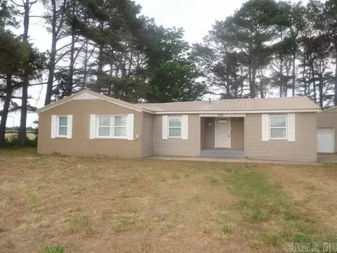 922 County 328 Rd, Bono, AR 72416
