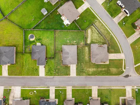 View/Area - 17 Stonehenge Dr, Cabot, AR 72023 photo 3 of 6