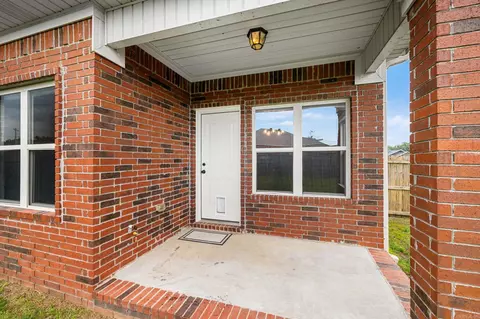 Exterior - 17 Stonehenge Dr, Cabot, AR 72023 photo 7 of 10