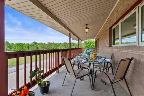 Exterior - 205 Spring Rd, Searcy, AR 72143 photo 6 of 8