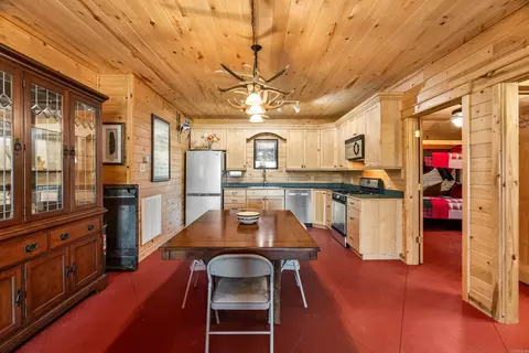 Dining - 205 Spring Rd, Searcy, AR 72143 photo 4 of 4