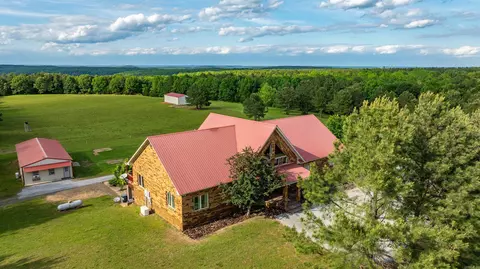 Exterior - 205 Spring Rd, Searcy, AR 72143 photo 5 of 8