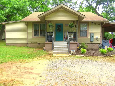 403 W Walnut St, Benton, AR 72015
