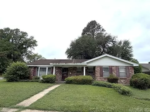 3914 King Richard Rd, Pine Bluff, AR 71603