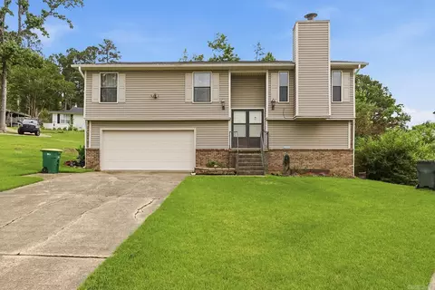 15 Red Maple Ct, Little Rock, AR 72211