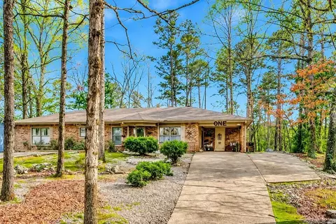 1 Montserrat, Hot Springs Village, AR 71909