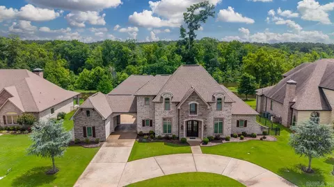 7034 Westshore Ave, Benton, AR 72019