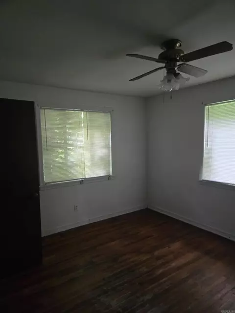 Bedroom - 1019 E 6th Ave, Pine Bluff, AR 71601 photo 3 of 4