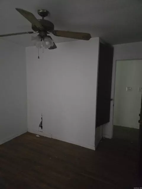 Bedroom - 1019 E 6th Ave, Pine Bluff, AR 71601 photo 1 of 4