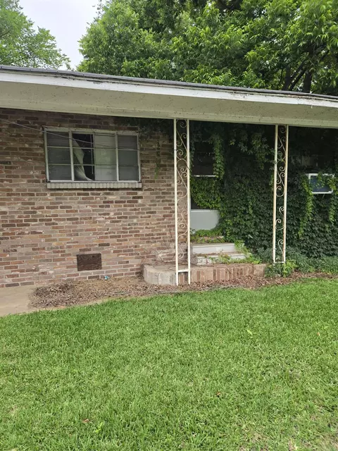 1019 E 6th Ave, Pine Bluff, AR 71601