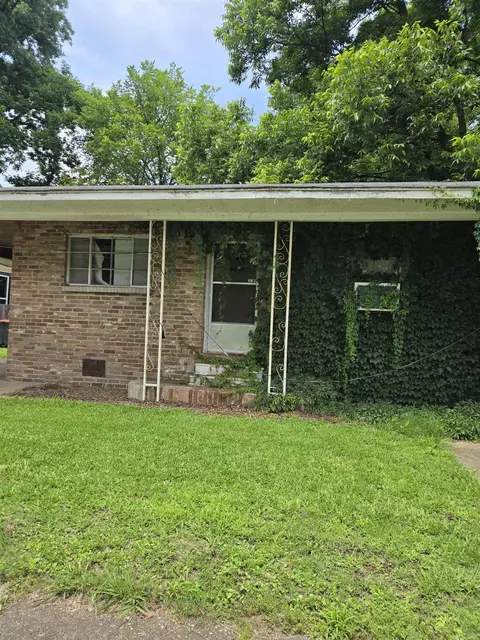 Exterior - 1019 E 6th Ave, Pine Bluff, AR 71601 photo 6 of 6
