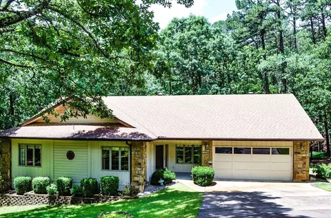 48 Almeria Way, Hot Springs Village, AR 71909