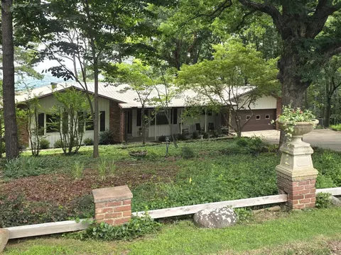 284 Ridgecrest Rd, Heber Springs, AR 72543