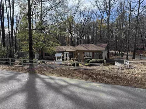 1 Mano Way, Hot Springs Village, AR 71909