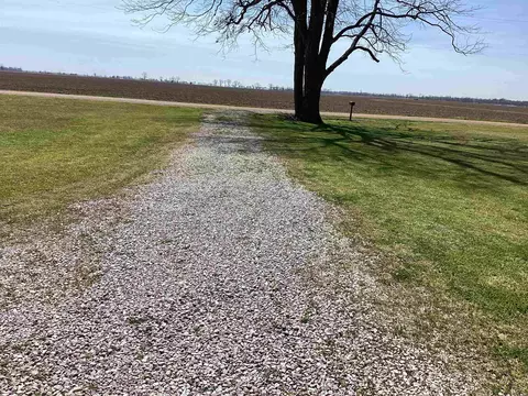 Exterior - 409 Grand Lake Loop, Eudora, AR 71640 photo 2 of 5