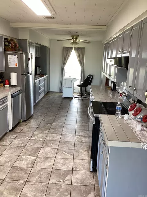 Kitchen - 409 Grand Lake Loop, Eudora, AR 71640 photo 2 of 2