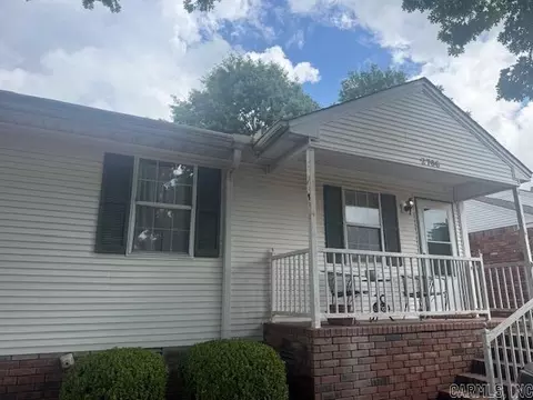 2706 Oak Meadows Pl, Searcy, AR 72143