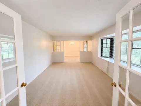 Living - 525 Central Landing Blvd, Conway, AR 72032 photo 1 of 4