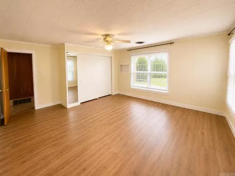 Bedroom - 525 Central Landing Blvd, Conway, AR 72032 photo 6 of 7