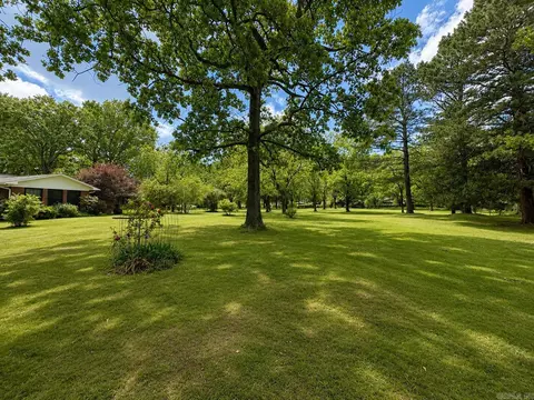 Exterior - 525 Central Landing Blvd, Conway, AR 72032 photo 9 of 12