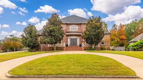 45 Maisons Dr, Little Rock, AR 72223