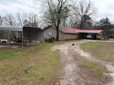 100 Kendall Drive Dr, Salesville, AR 72653