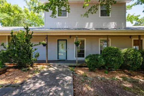 48 Lakeshore Dr, Conway, AR 72032