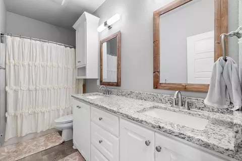 Bath - 31 Andy Cv, Cabot, AR 72023 photo 6 of 6