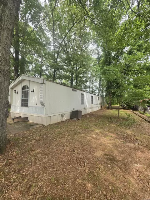 1721 Leonard Dr, Jacksonville, AR 72076