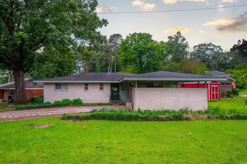43 Belmont Dr, Little Rock, AR 72204